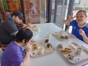 IMG_食事